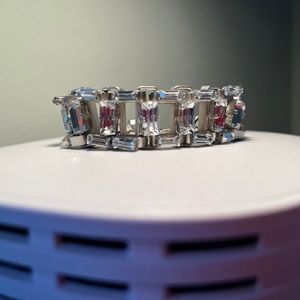 Eye-catching stainless and brilliant stones bracelet.